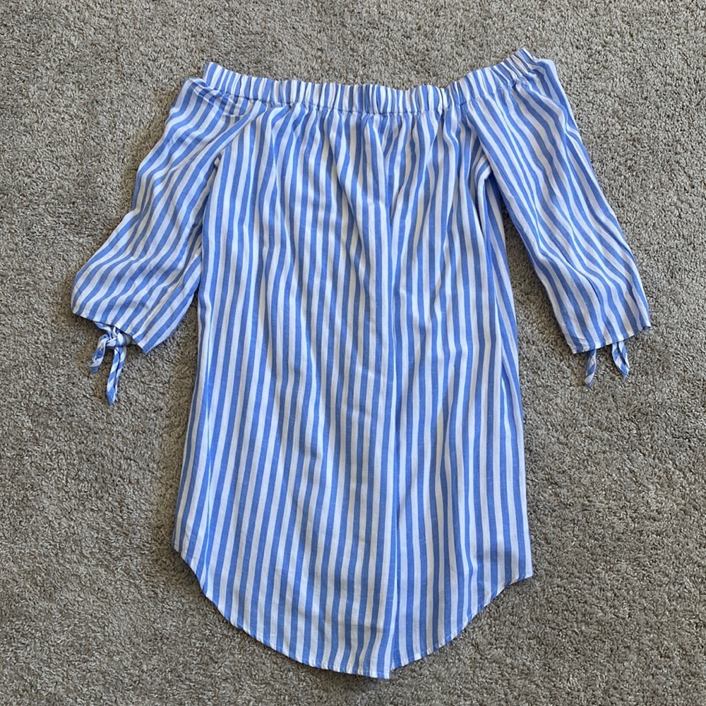 Old Navy off the shoulder blue striped dress